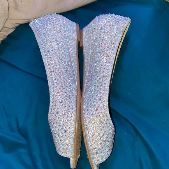 worn to prom but are in good condition - Picture 2 of 5